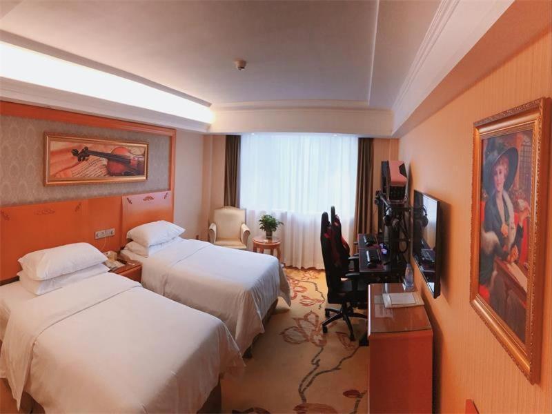 Vienna Hotel Zhongshan Central Coach Station Changzhou  Exterior photo